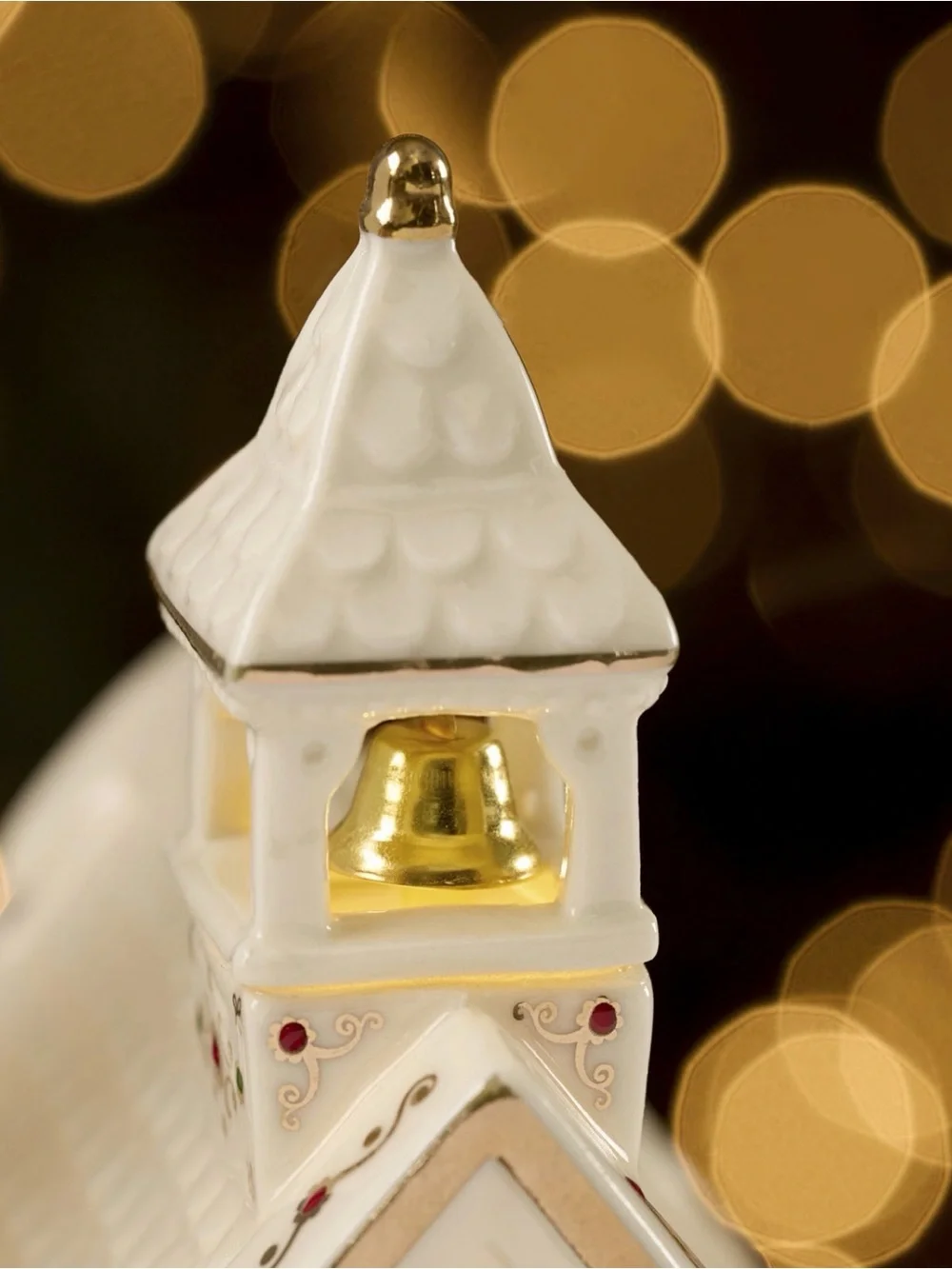 Lenox Mistletoe Park School House Figurine - Brand New In Box: FROM THE VAULT!